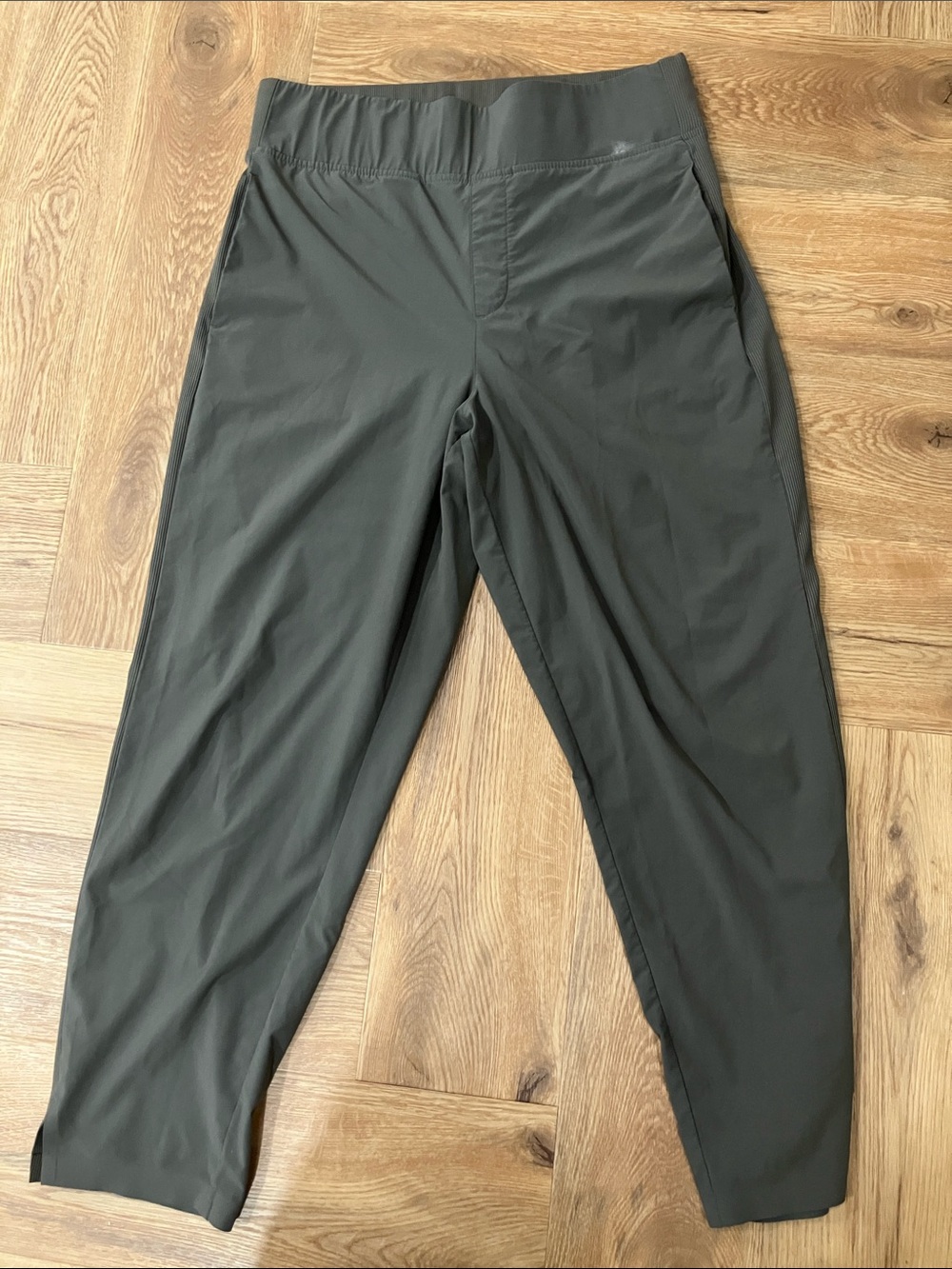 Kirkland Signature Women's Olive Gray Track Joggers
